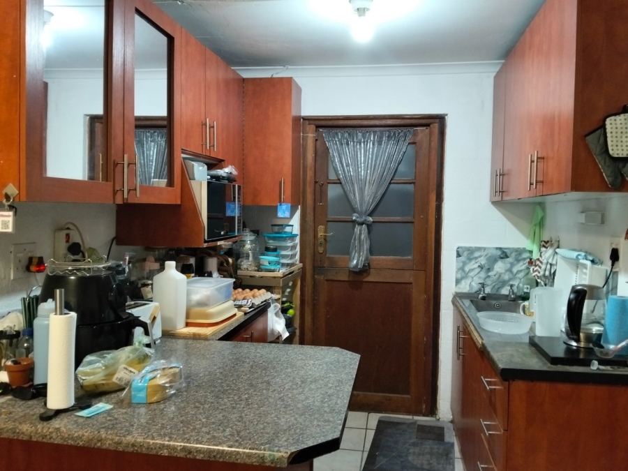 3 Bedroom Property for Sale in Rocklands Western Cape
